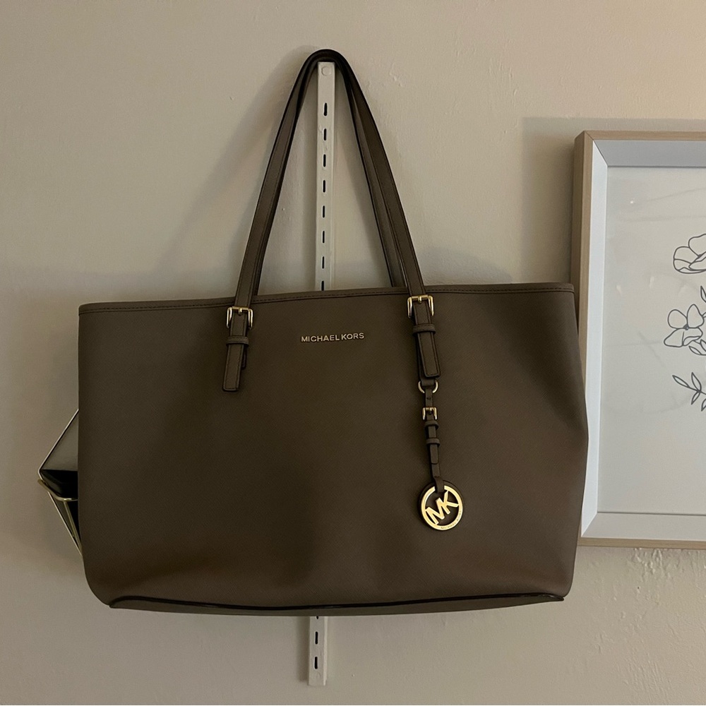Michael Khors Bag